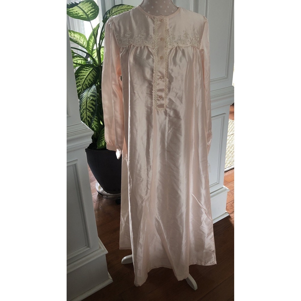 Vtg Go Softly Long Nightgown Peach Embroidery Cottagecore Flannel Lined Size XS